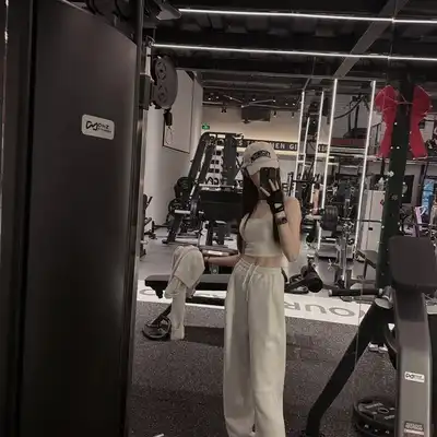 毛芳